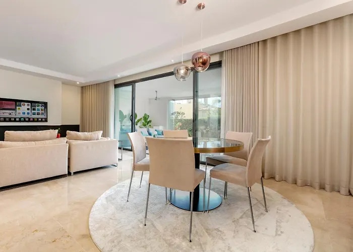 Апартаменты Luxorious Duplex